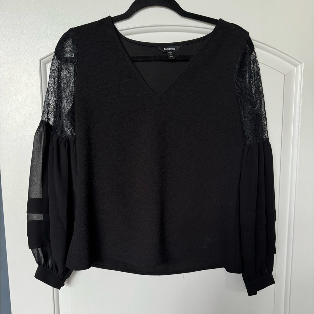 Never worn Express top